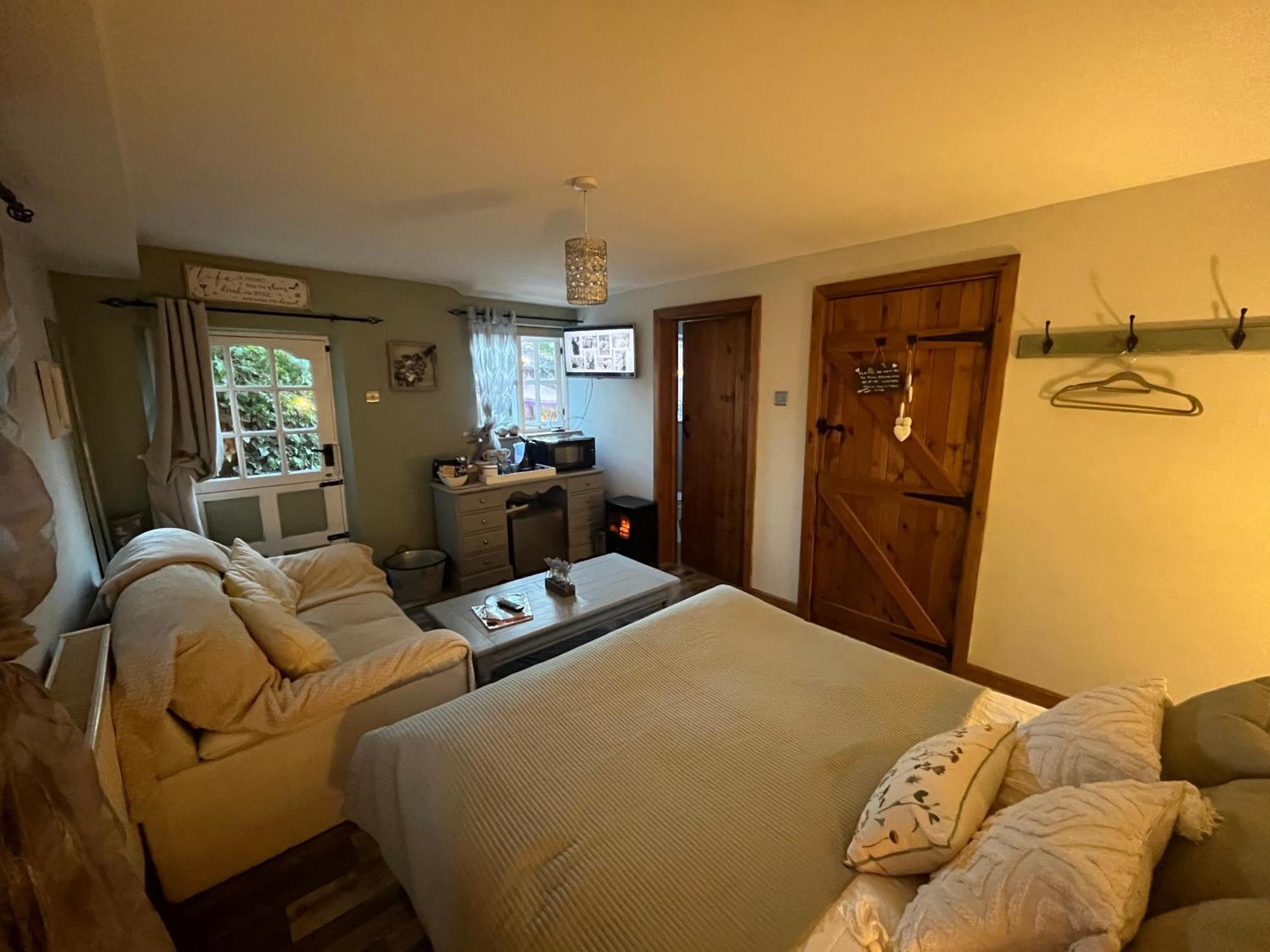 Pear Tree Cottage Courtyard Kinton Exteriér fotografie