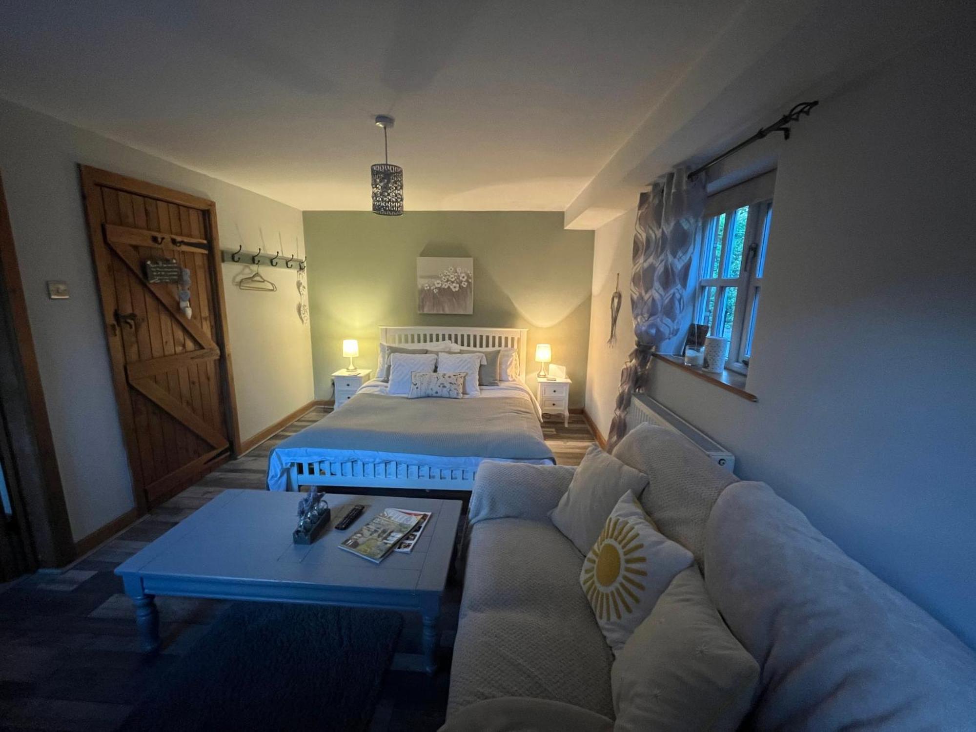 Pear Tree Cottage Courtyard Kinton Exteriér fotografie